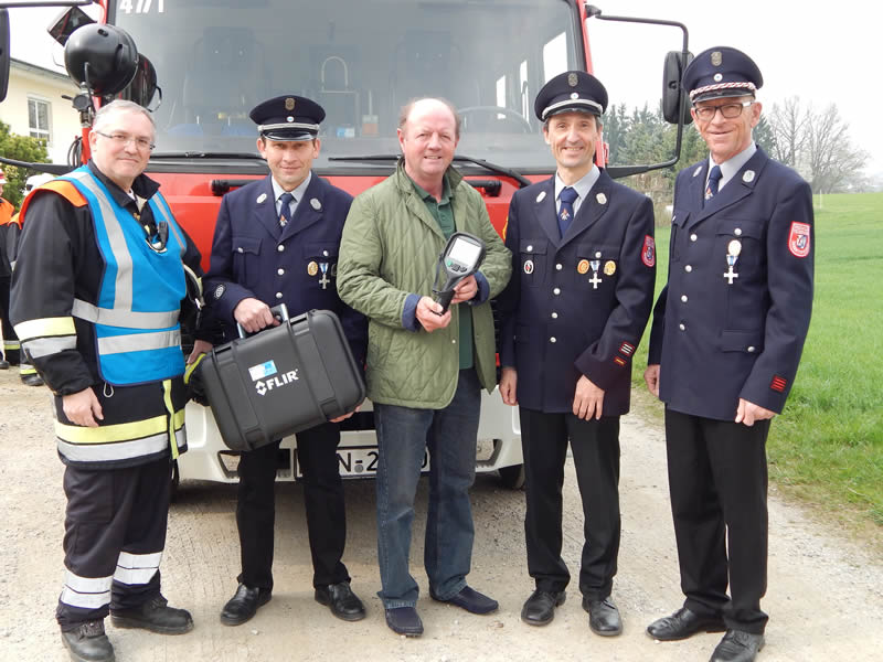 Übergabe der Wärmebildkamera