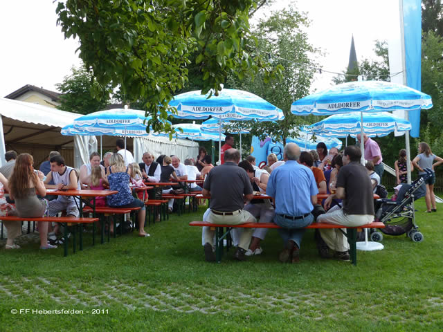 gro&szlig;er Andrang beim Sommerfest der Feuerwehr Hebertsfelden